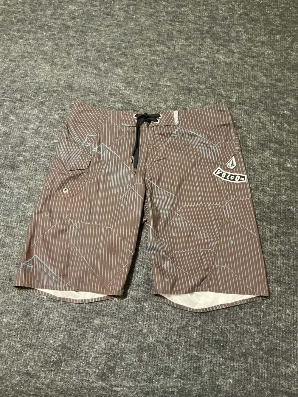 Volcom Skullergy Mod Striped Board Shorts Mens Size 38 Brown